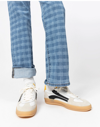 Fez Retro White Oncept