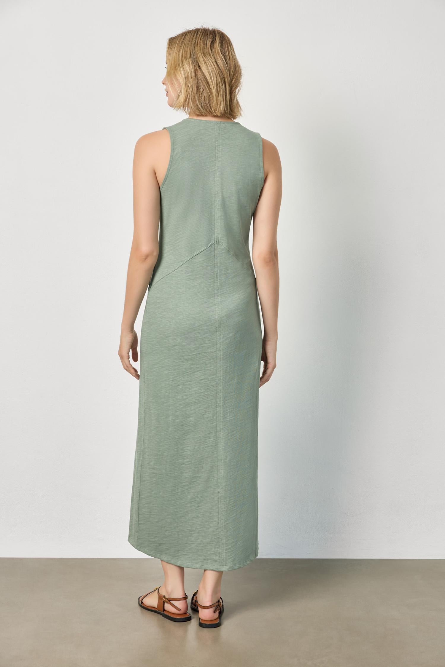 V Neck Seamed Maxi Dress Sage Lilla P Monkee's of High Point V Neck Seamed Maxi Dress Sage Lilla P Monkee's of High Point