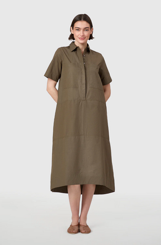 City Dress Pine Livro