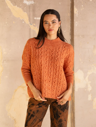 Aja Frenchie Sweater Burnt Orange Kerisma