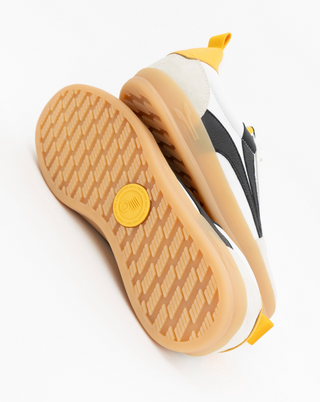 Fez Retro White Oncept