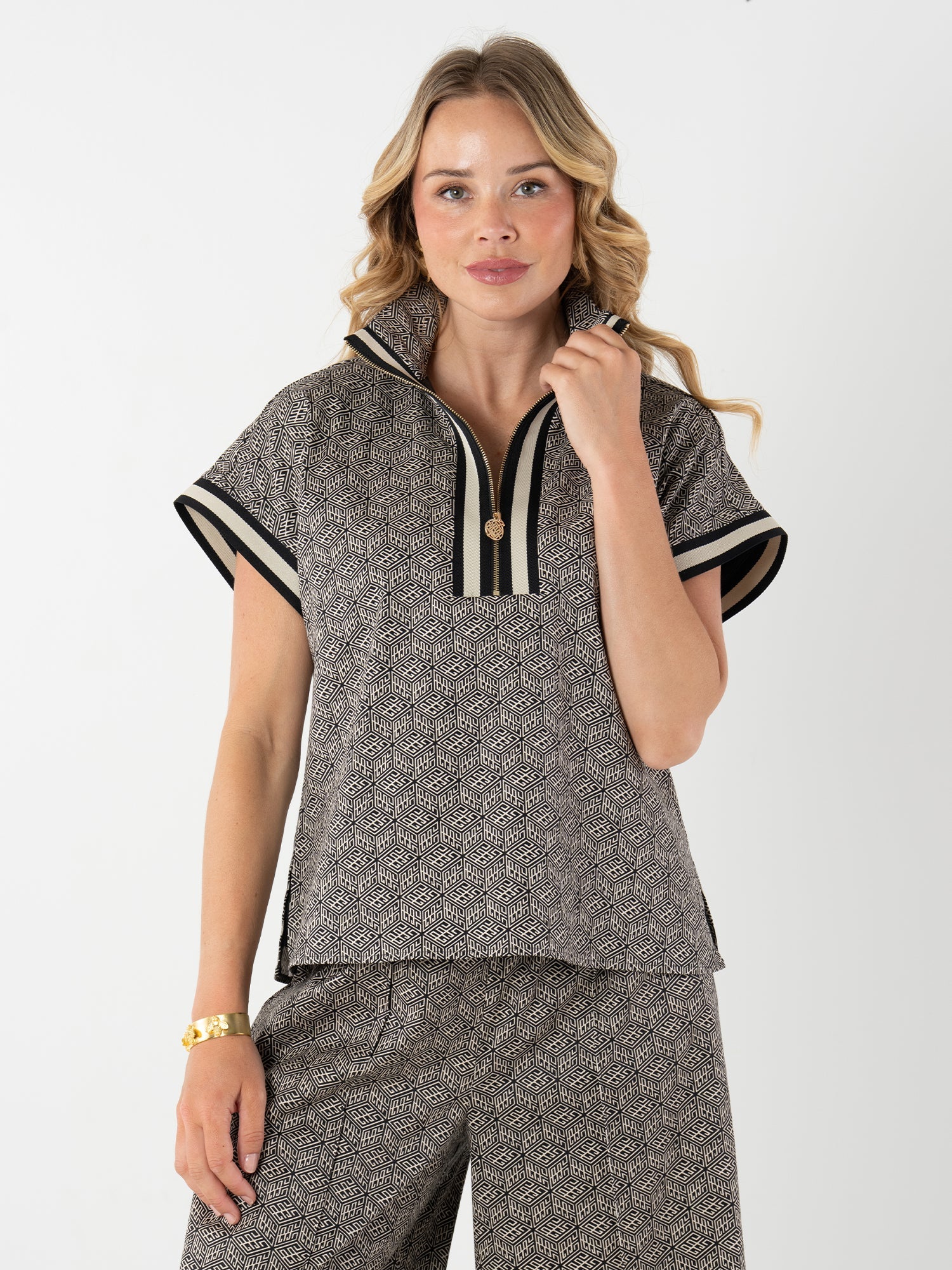 Tops – Monkee's of High Point